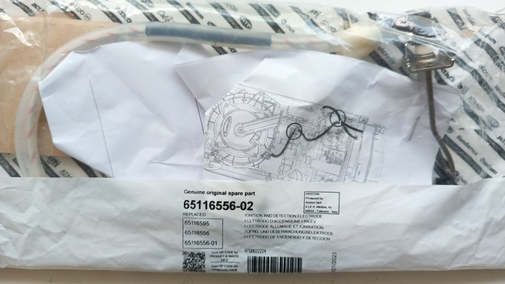 ARISTON GENUS ONE, артикул: 65116556